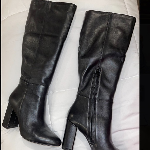 *** SOLD *** - Picture 3 of 3